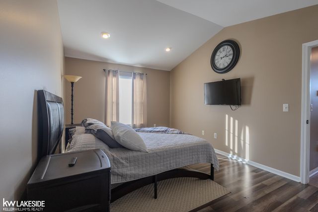 15381 Yale Drive, Clinton Twp, MI 48038