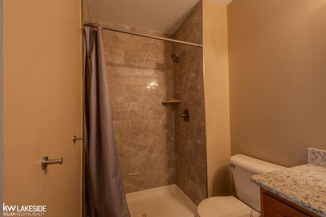 15381 Yale Drive, Clinton Twp, MI 48038