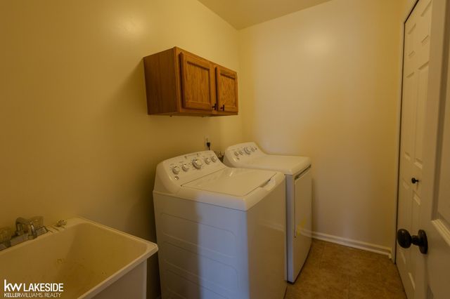 15381 Yale Drive, Clinton Twp, MI 48038