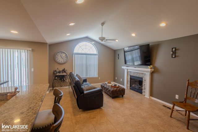 15381 Yale Drive, Clinton Twp, MI 48038