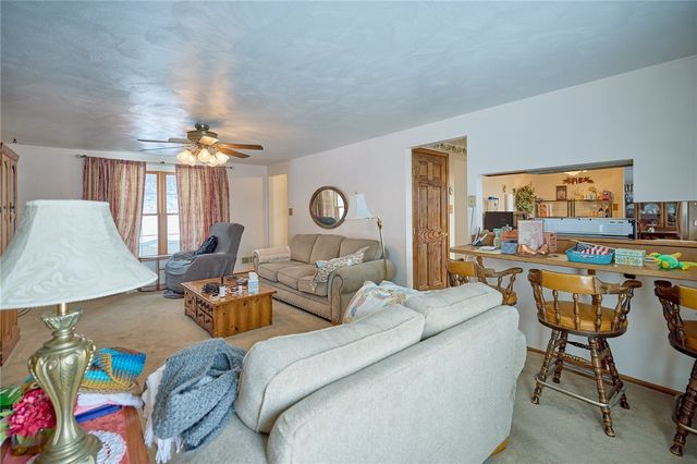 151 Stone Quarry Rd, Hopewell Twp, PA 15001