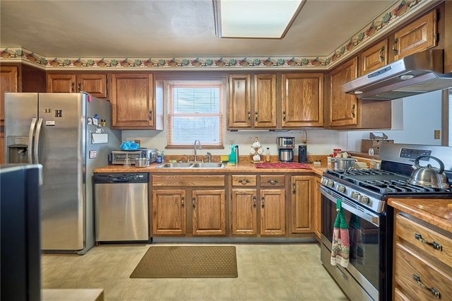 151 Stone Quarry Rd, Hopewell Twp, PA 15001