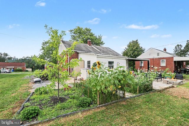 6410 CLEARFIELD ST, Harrisburg, PA 17111