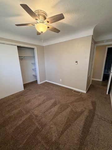 1864 100th Street, Oelwein, IA 50662