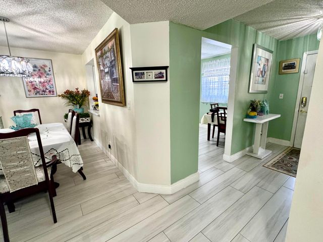 4930 E Sabal Palm Boulevard 107, Tamarac, FL 33319