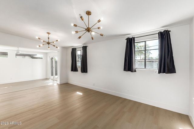 3319 E MONTE VISTA Road, Phoenix, AZ 85008