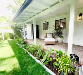13606 Oak Canyon Avenue, Sherman Oaks, CA 91423