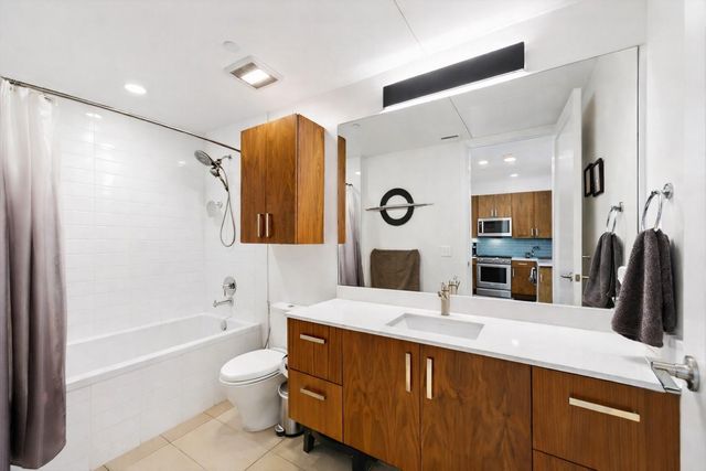 222 West Ave 1609, Austin, TX 78701