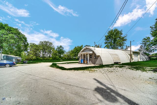 6920 S STATE ROUTE 1, St. Anne, IL 60964