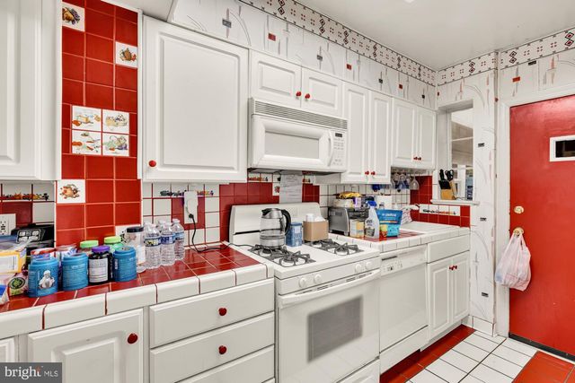 1509 DOWNING ST NE, Washington, DC 20018