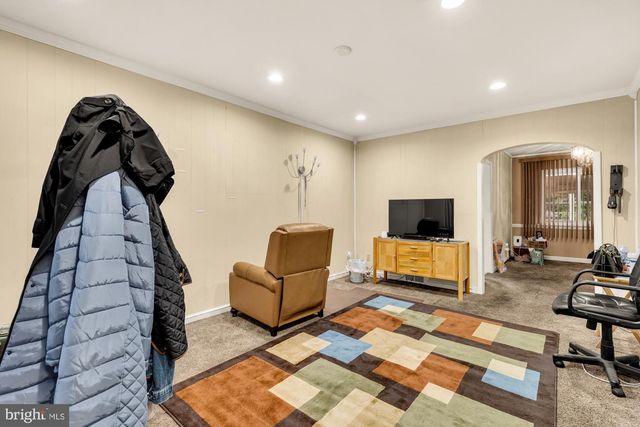 1509 DOWNING ST NE, Washington, DC 20018