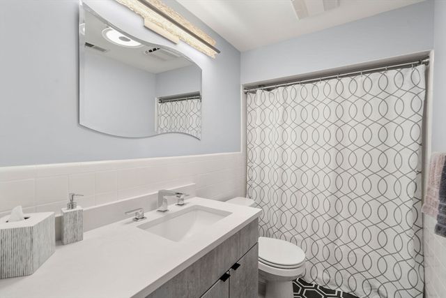 41 Juniper, Newton, MA 02459