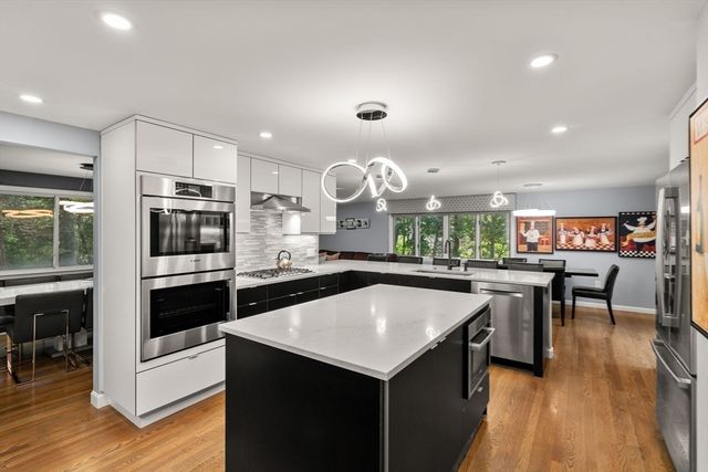 41 Juniper, Newton, MA 02459