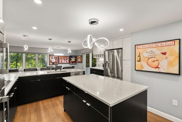 41 Juniper, Newton, MA 02459