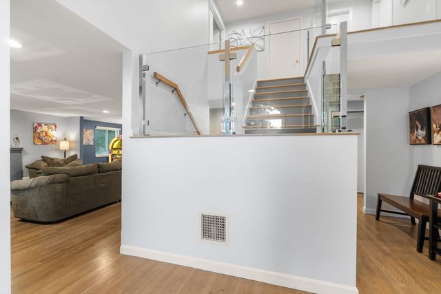 41 Juniper, Newton, MA 02459