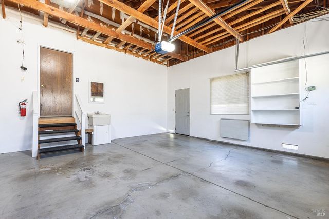 615 Montclair Dr, Santa Rosa, CA 95409