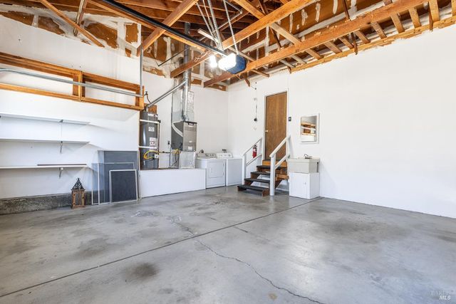 615 Montclair Dr, Santa Rosa, CA 95409