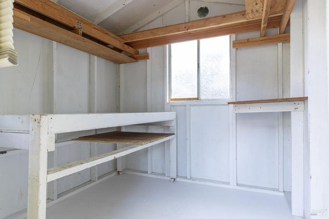 615 Montclair Dr, Santa Rosa, CA 95409