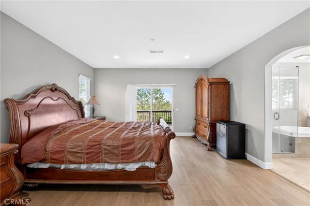 16527 Medinah St., Fontana, CA 92336