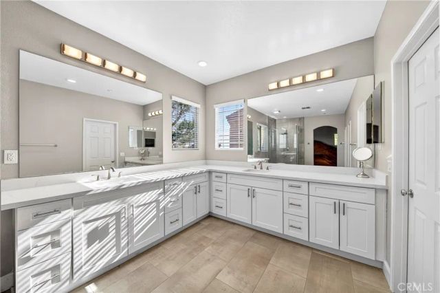 16527 Medinah St., Fontana, CA 92336