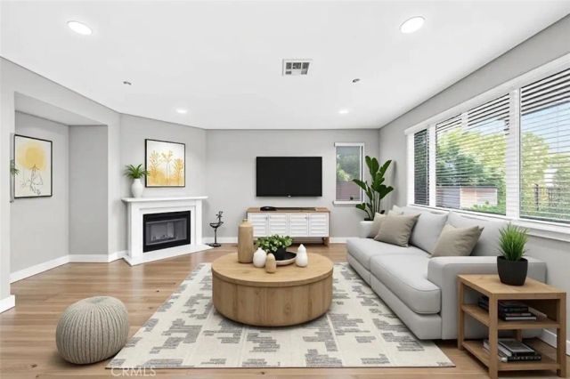 16527 Medinah St., Fontana, CA 92336