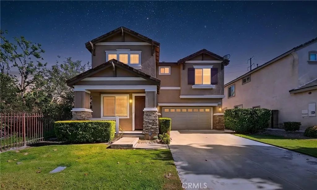 16527 Medinah St., Fontana, CA 92336