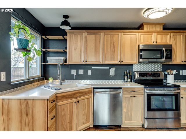 10712 Ne 70TH St, Vancouver, WA 98662