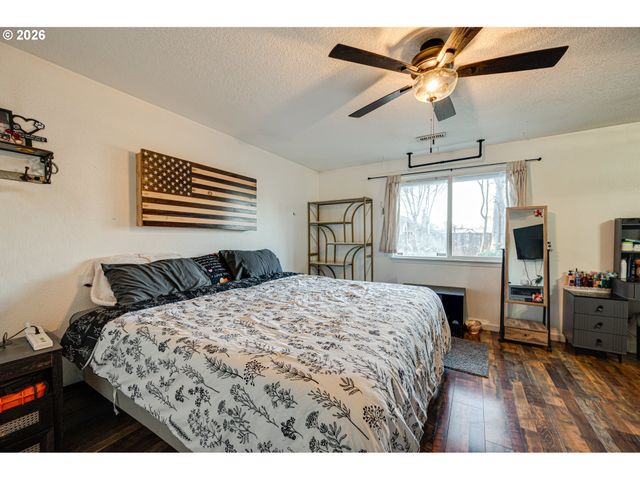 10712 Ne 70TH St, Vancouver, WA 98662