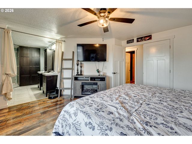 10712 Ne 70TH St, Vancouver, WA 98662