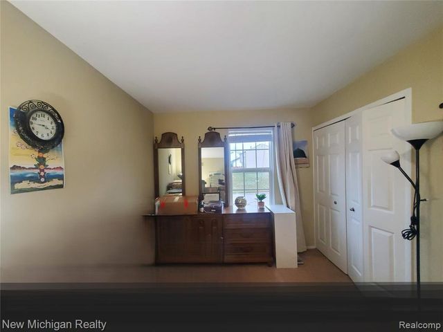 34730 Bunker Hill Drive, Farmington Hills, MI 48331