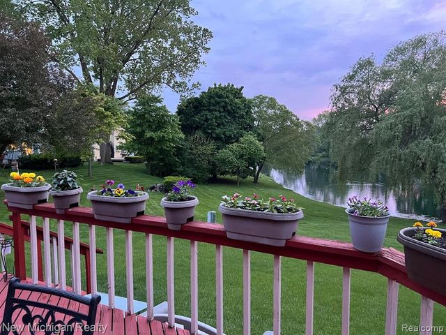 34730 Bunker Hill Drive, Farmington Hills, MI 48331