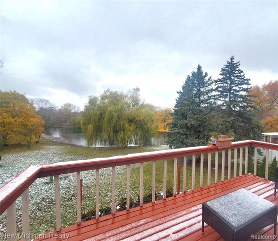 34730 Bunker Hill Drive, Farmington Hills, MI 48331