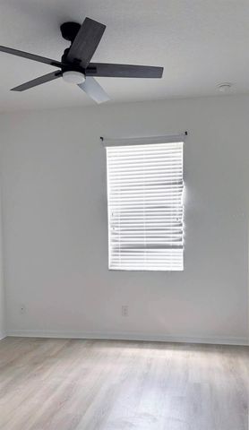 654 KETTERING ROAD, Davenport, FL 33897