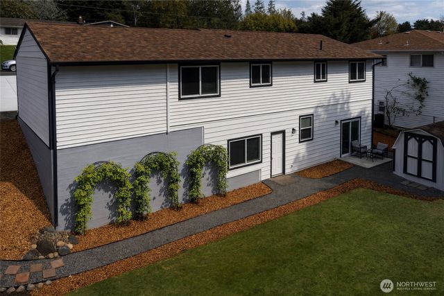 24717 S 35th Avenue, Kent, WA 98032