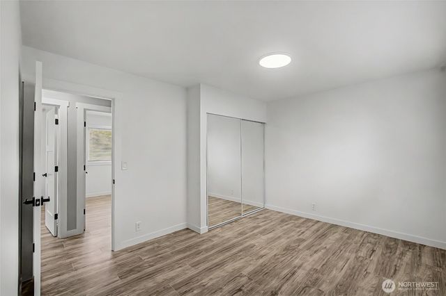 24717 S 35th Avenue, Kent, WA 98032