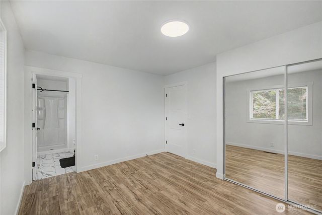 24717 S 35th Avenue, Kent, WA 98032