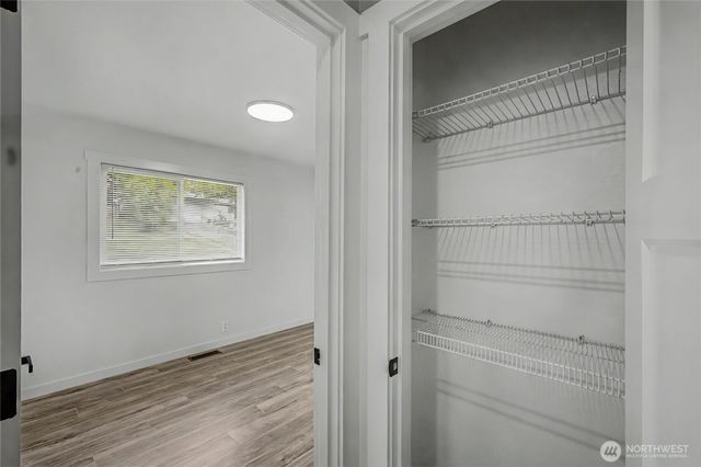 24717 S 35th Avenue, Kent, WA 98032