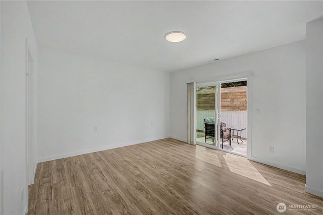 24717 S 35th Avenue, Kent, WA 98032