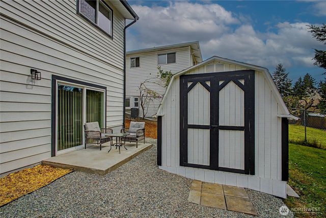24717 S 35th Avenue, Kent, WA 98032