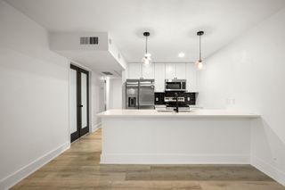 909 Reinli ST 103, Austin, TX 78751