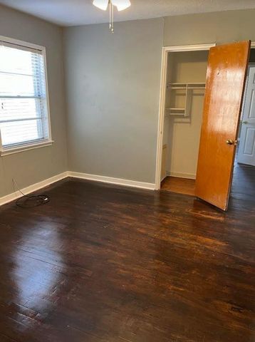 212 Inlow Boulevard, Bryan, TX 77801