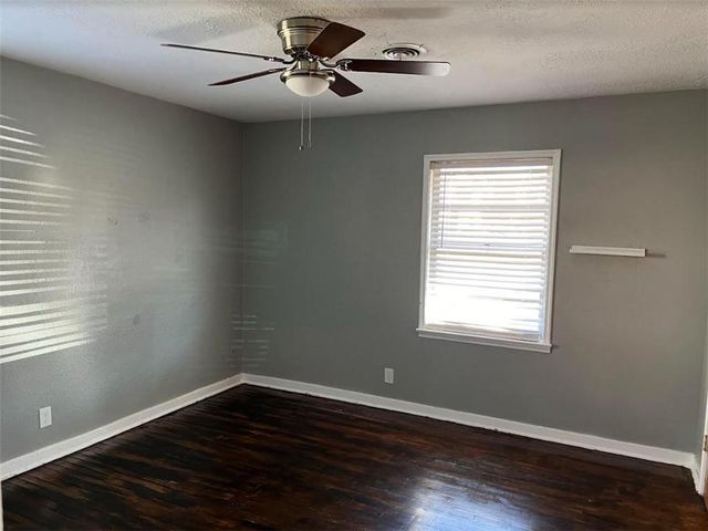 212 Inlow Boulevard, Bryan, TX 77801