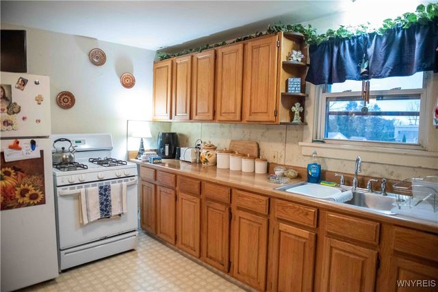 130 Arthur Avenue, Hamburg, NY 14219