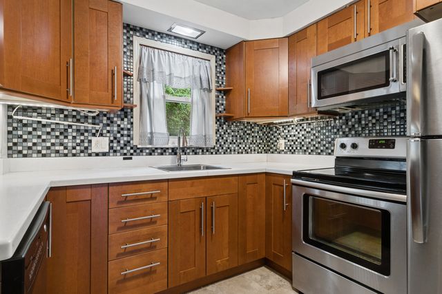 610 Cascade ROAD, Forest Hills Boro, PA 15221