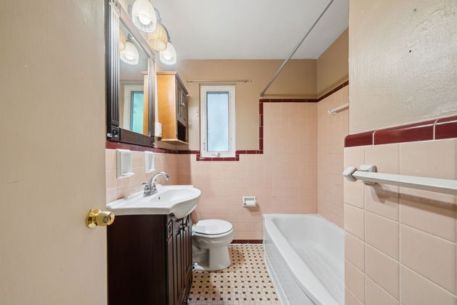 610 Cascade ROAD, Forest Hills Boro, PA 15221