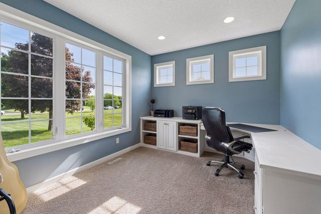 6025 Century Lane, Prior Lake, MN 55372