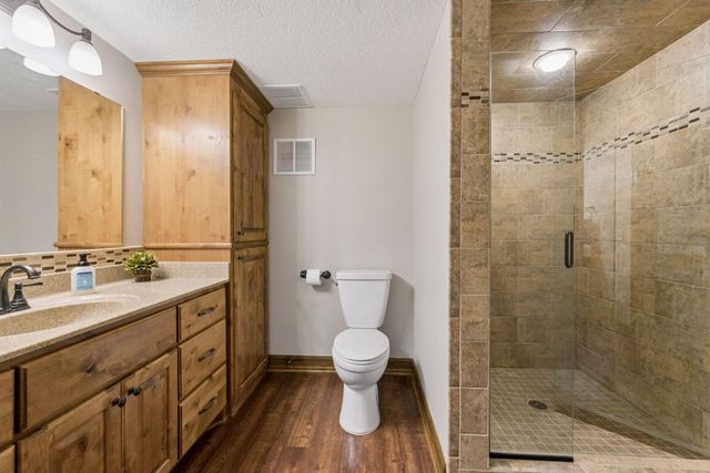 6025 Century Lane, Prior Lake, MN 55372