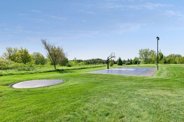 6025 Century Lane, Prior Lake, MN 55372