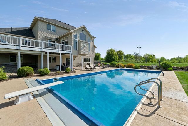 6025 Century Lane, Prior Lake, MN 55372