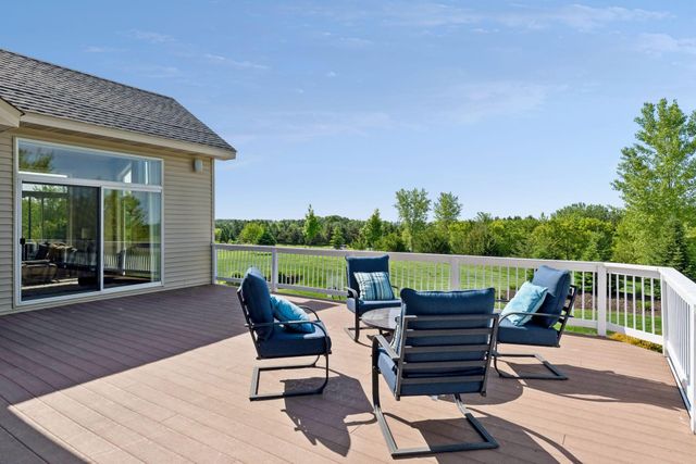 6025 Century Lane, Prior Lake, MN 55372